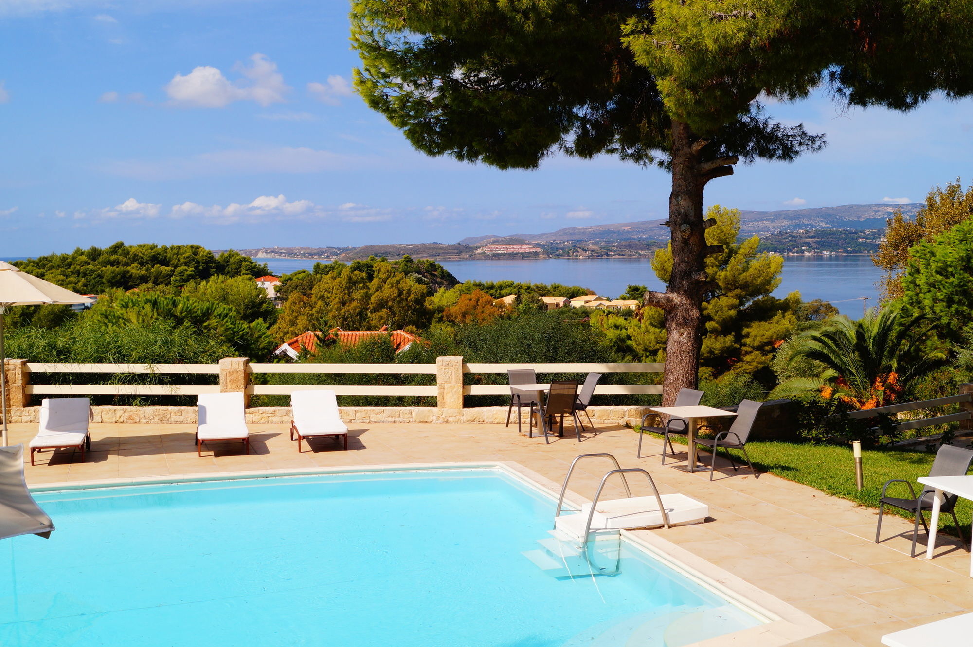 Belvista Luxury Apartments Argostoli  Eksteriør billede